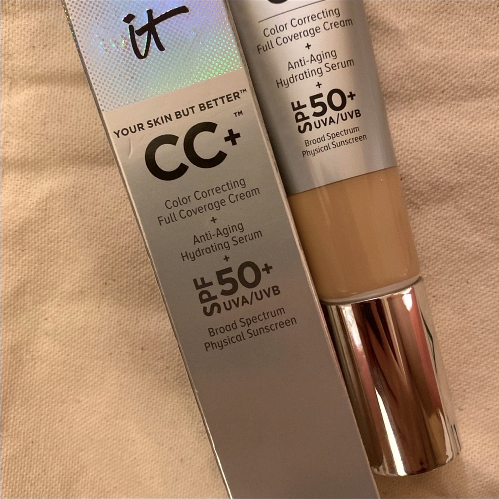 It Cosmetics CC+ cream LIGHT